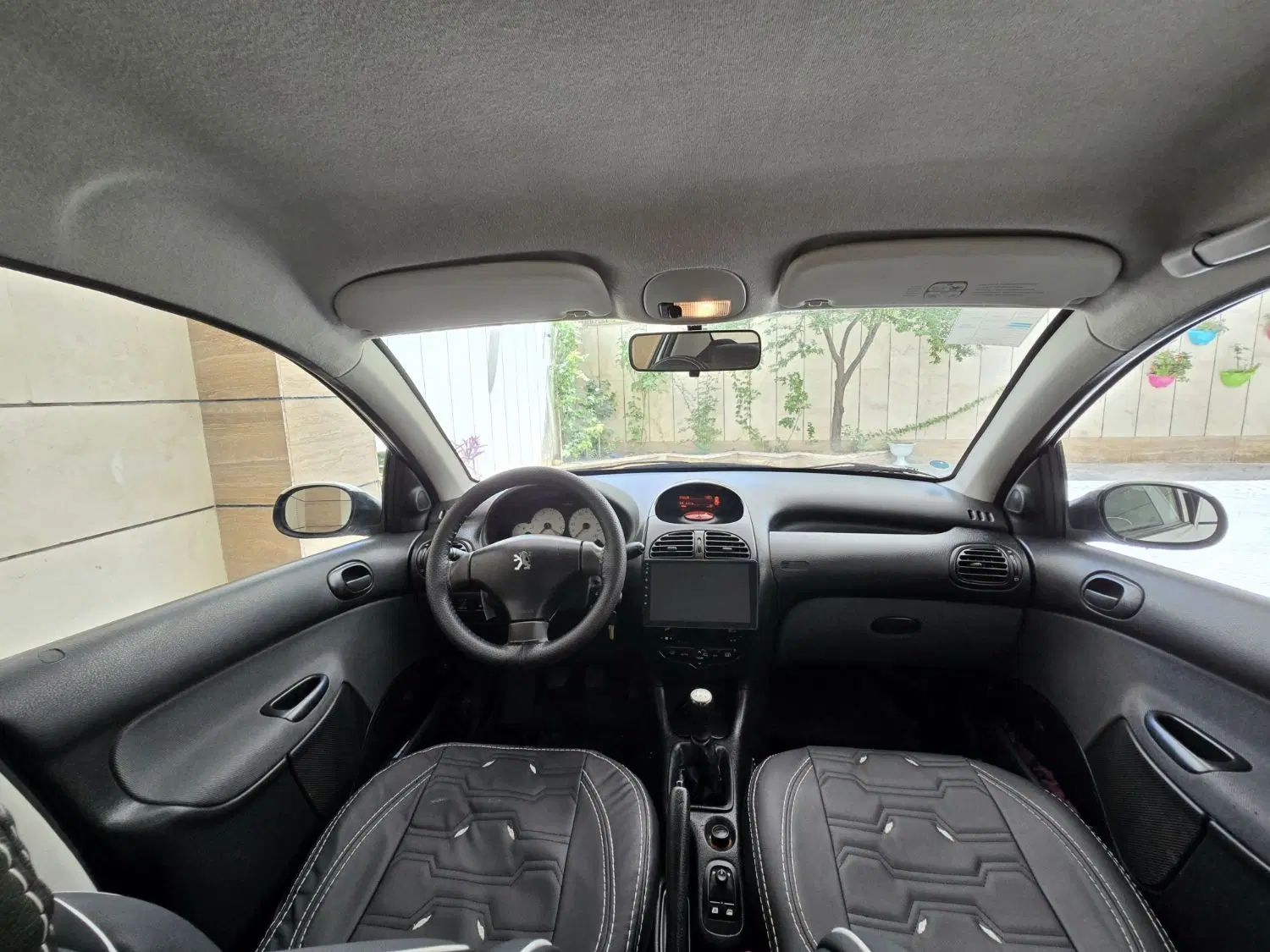 پژو ۲۰۶ صندوق دار v8 - 1396