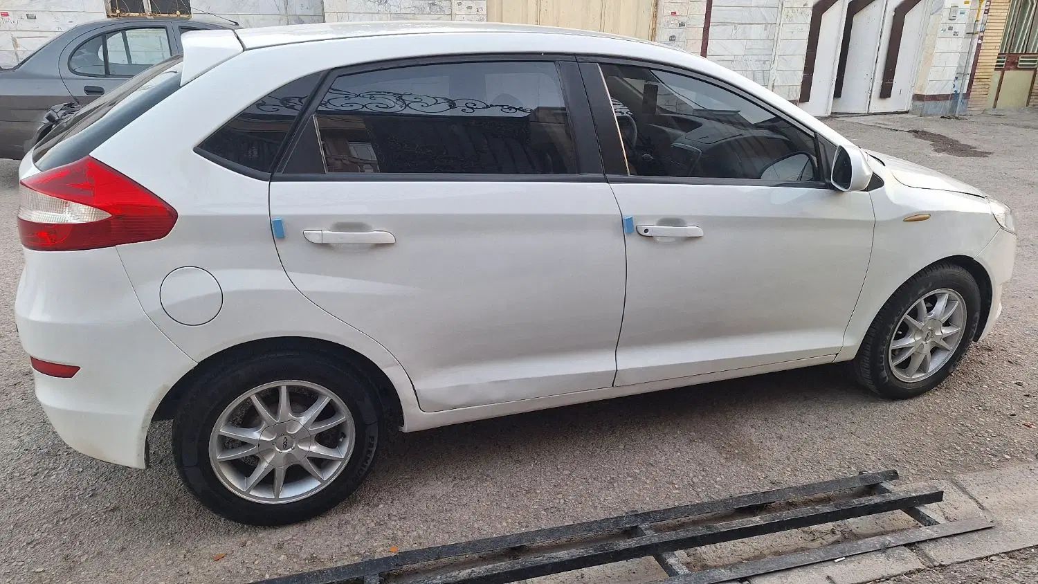 ام وی ام 315 هاچ بک ساده دنده ای - 1391