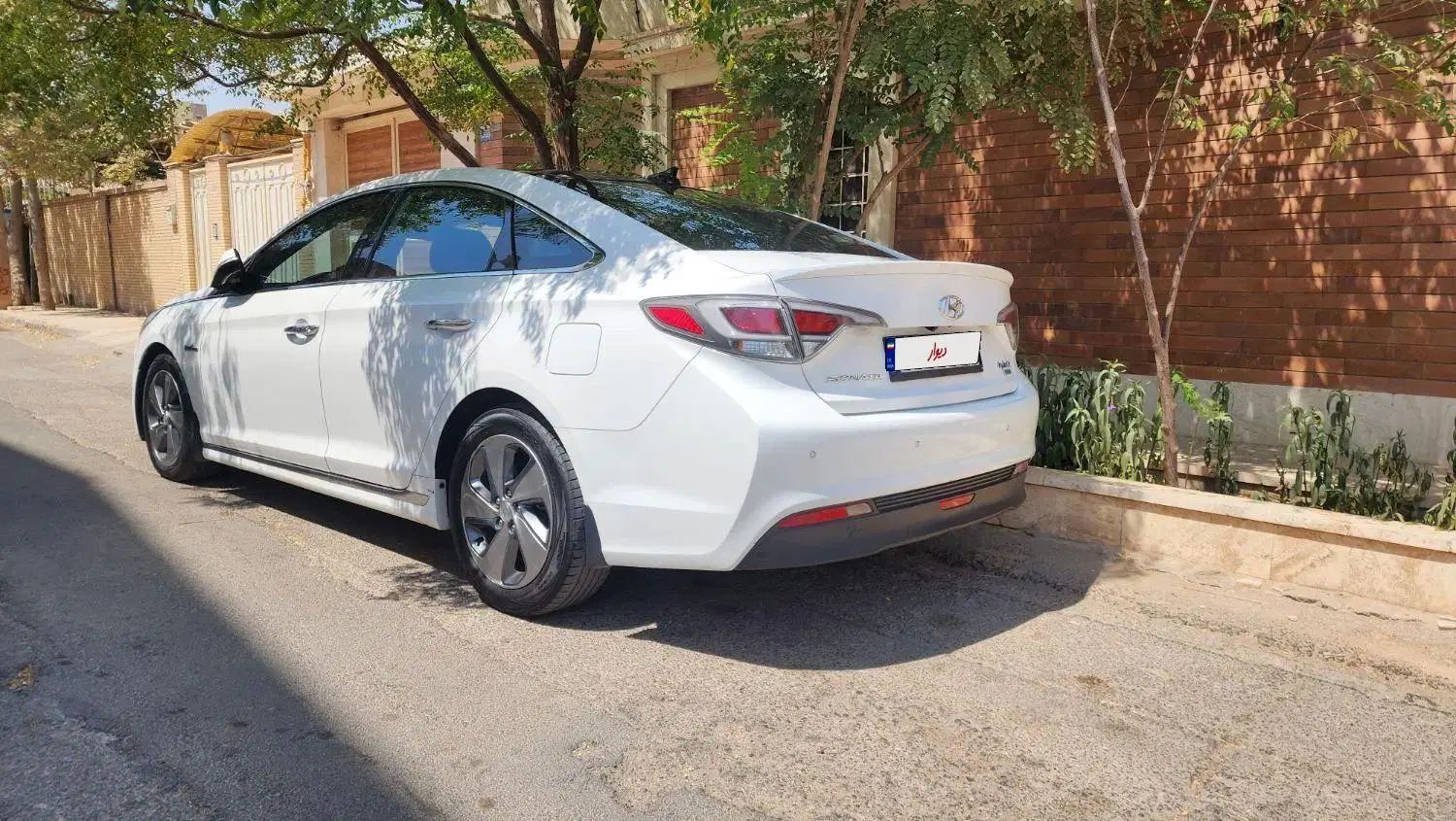 هیوندای سوناتا هیبرید GLS PLUS - 2017