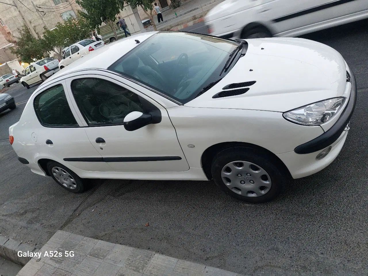 خودرو پژو، ۲۰۶ صندوق دار آگهی ann_20406348