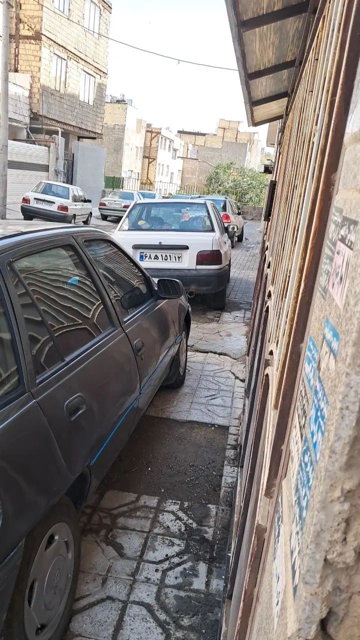 دوو سیلو سدان - 1377