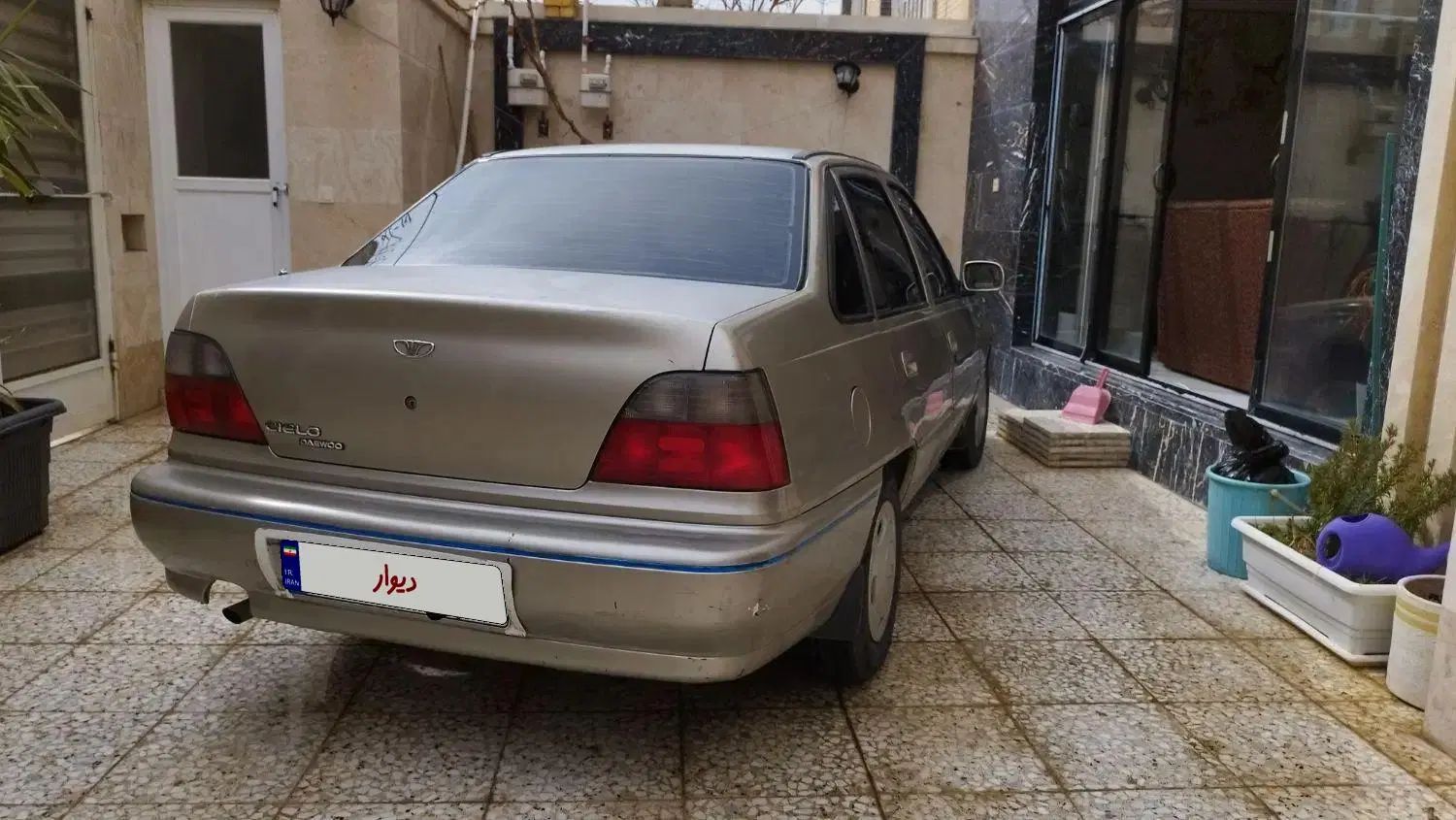 دوو سیلو سدان - 1382
