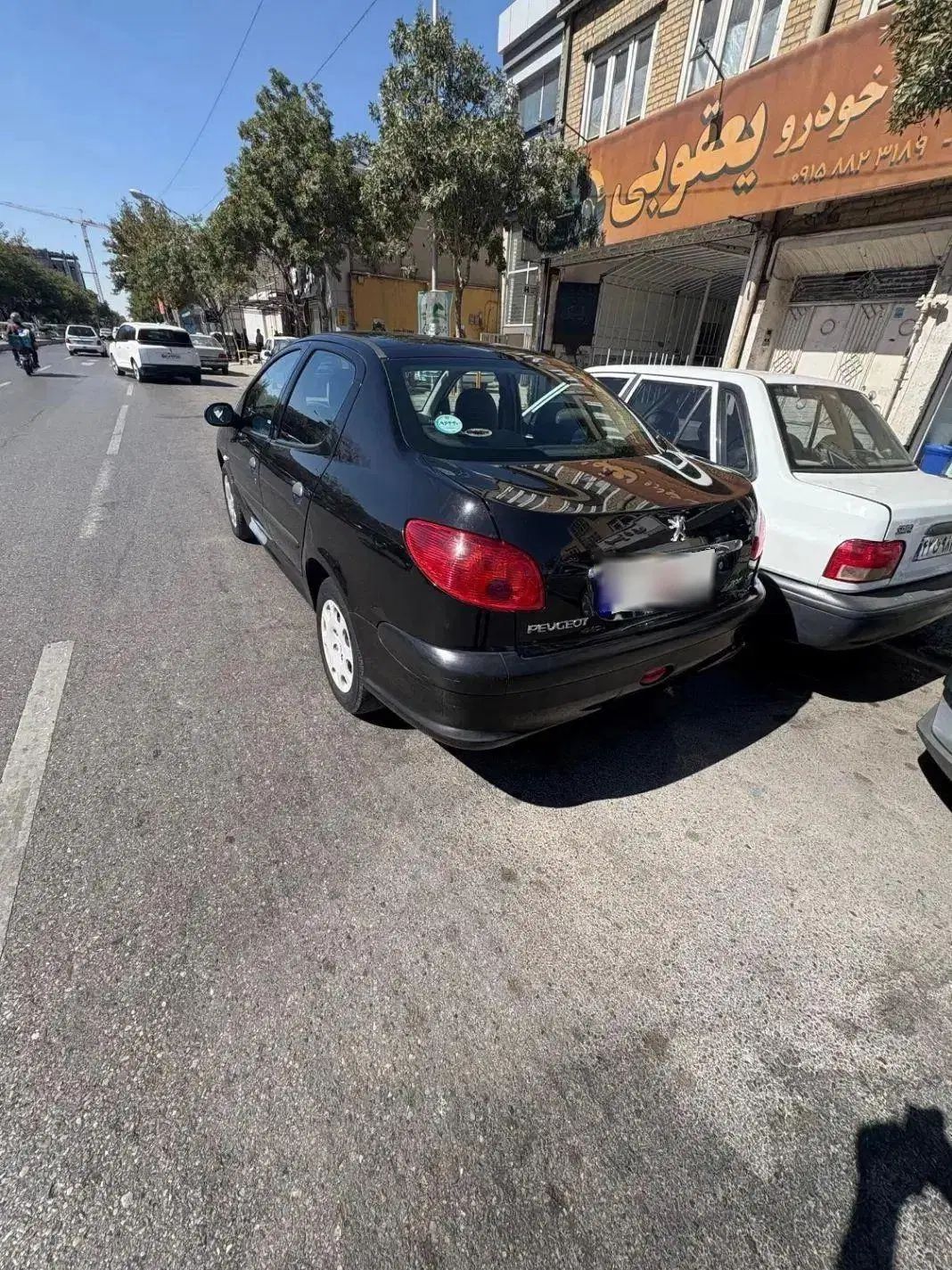 پژو ۲۰۶ صندوق دار v8 - 1399