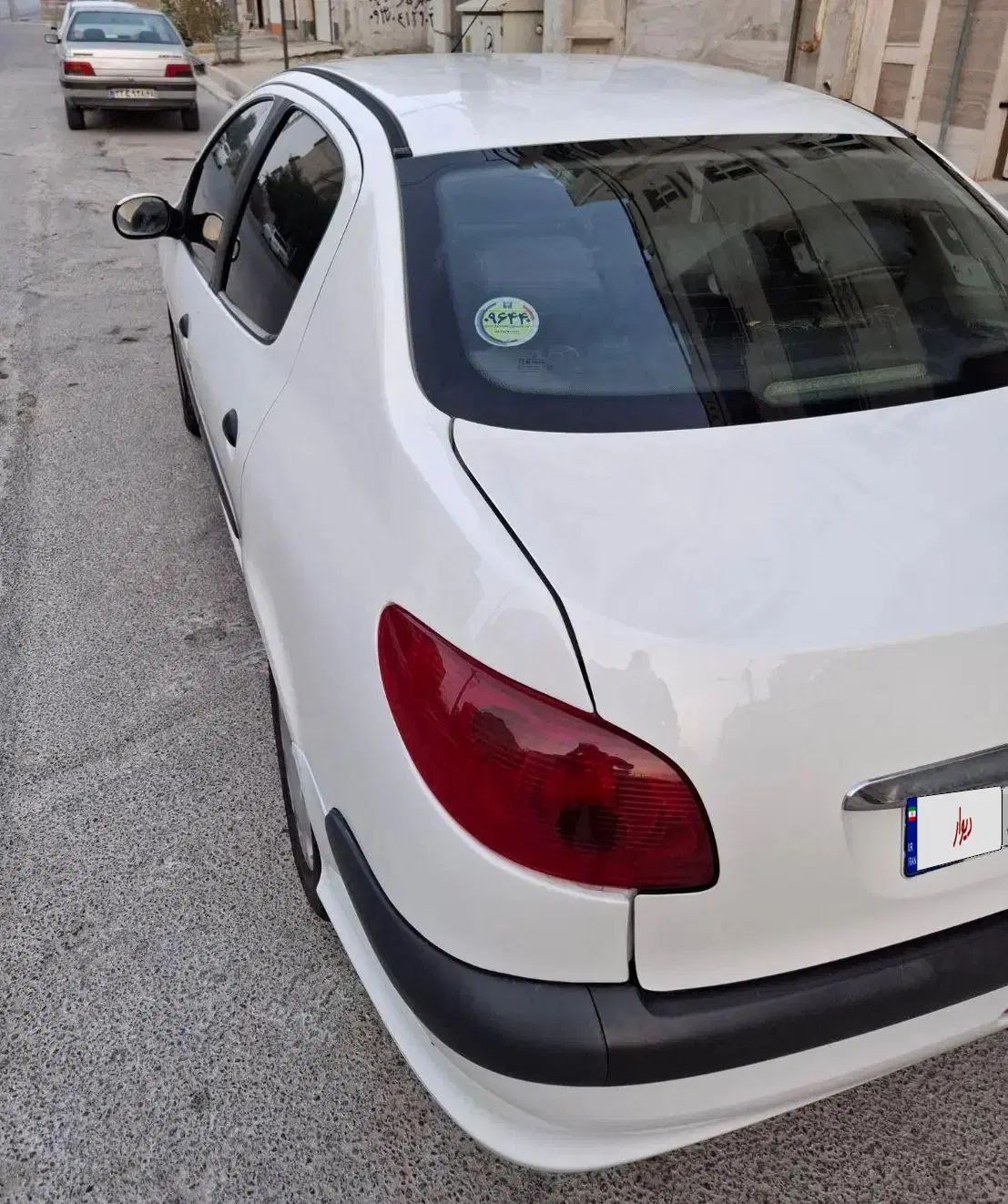 پژو ۲۰۶ صندوق دار v8 - 1389