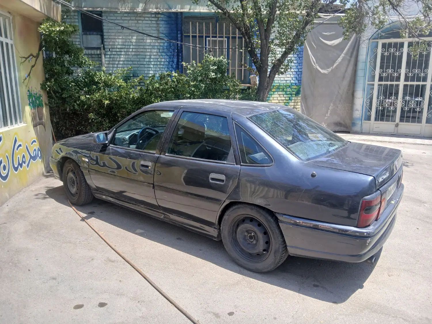 اپل وکترا دنده ای - 1995