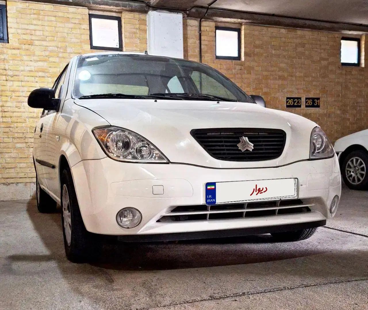 تیبا صندوق دار SX - 1399