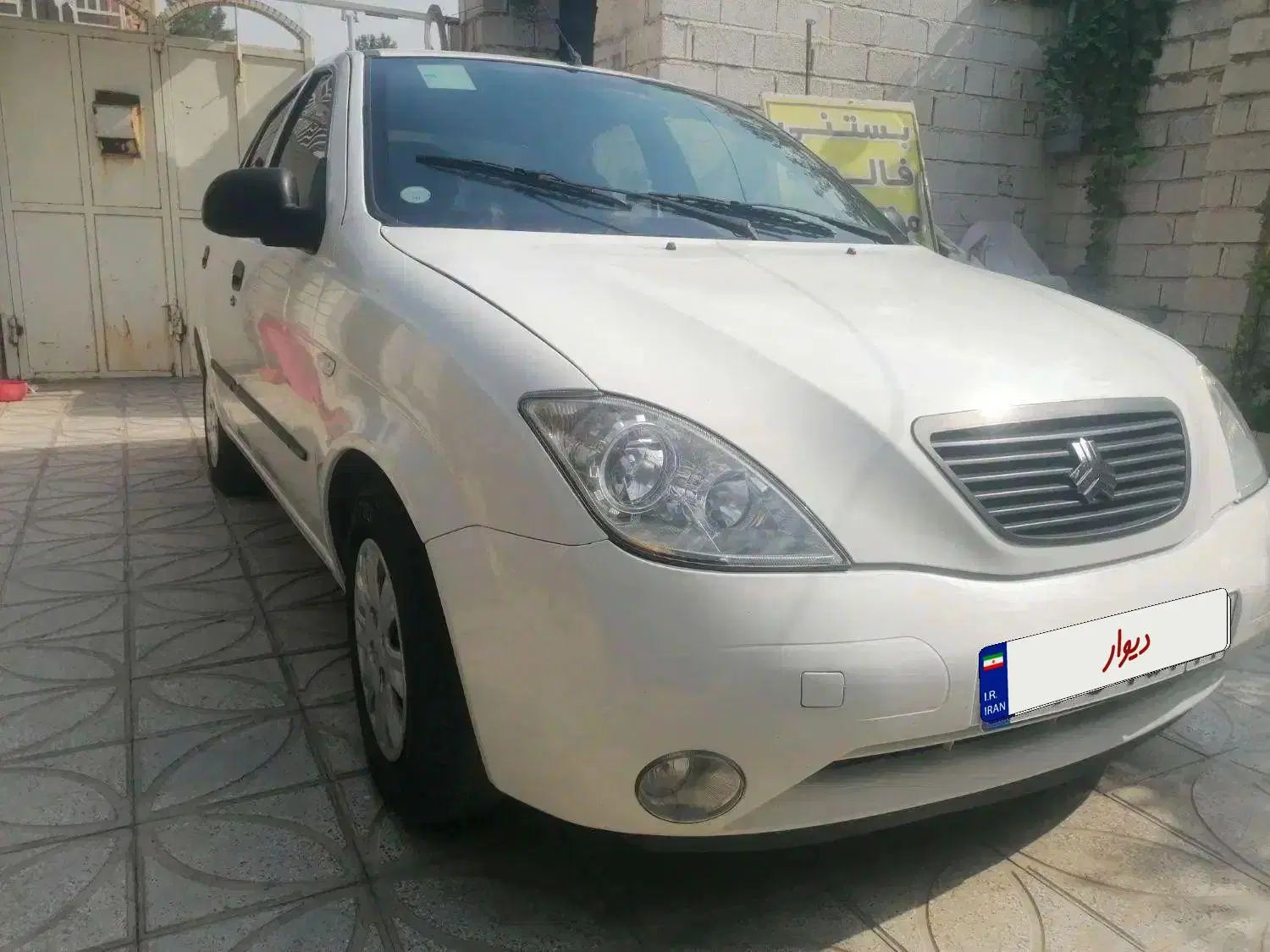 تیبا صندوق دار SX - 1400
