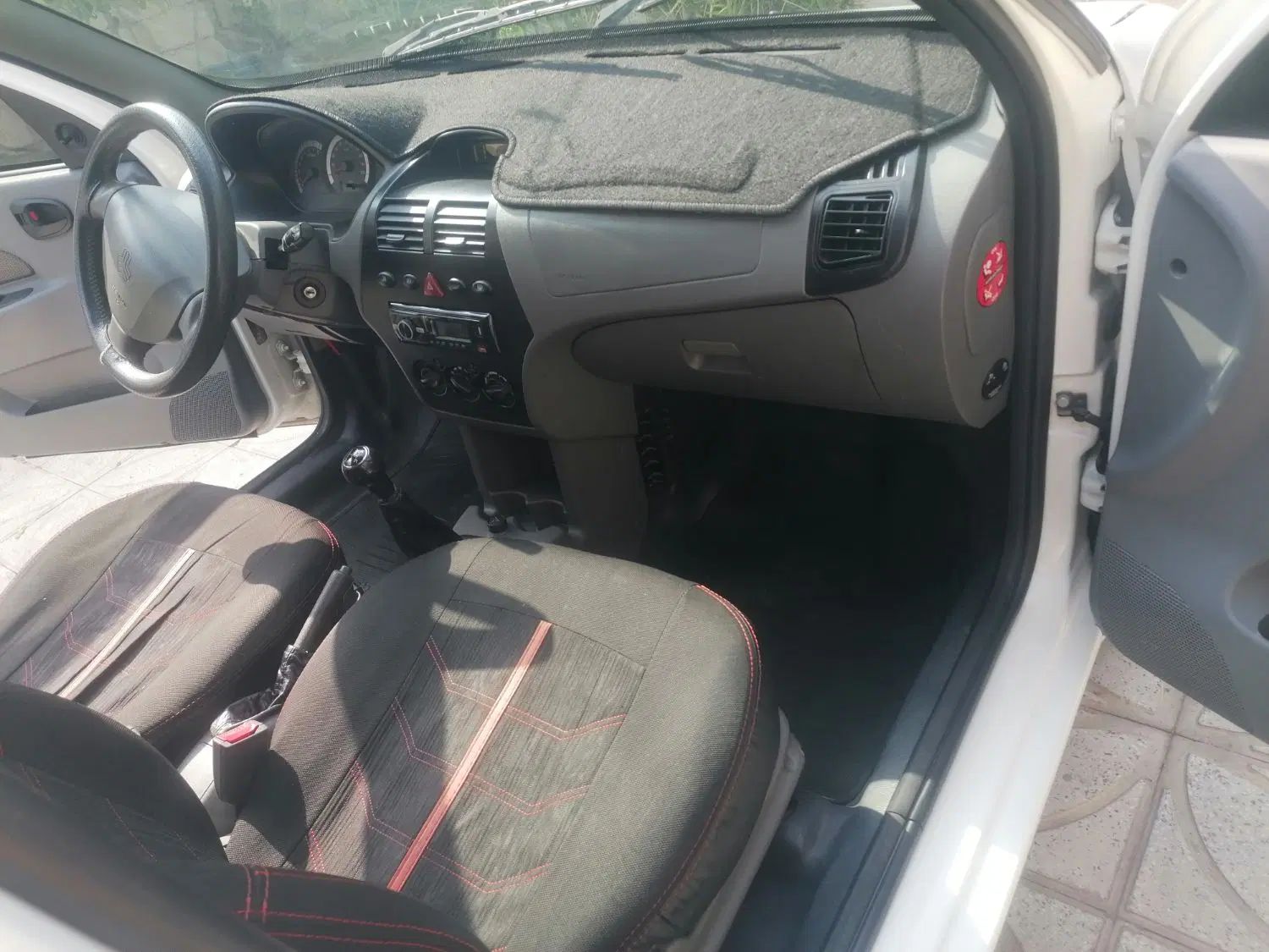تیبا صندوق دار SX - 1400