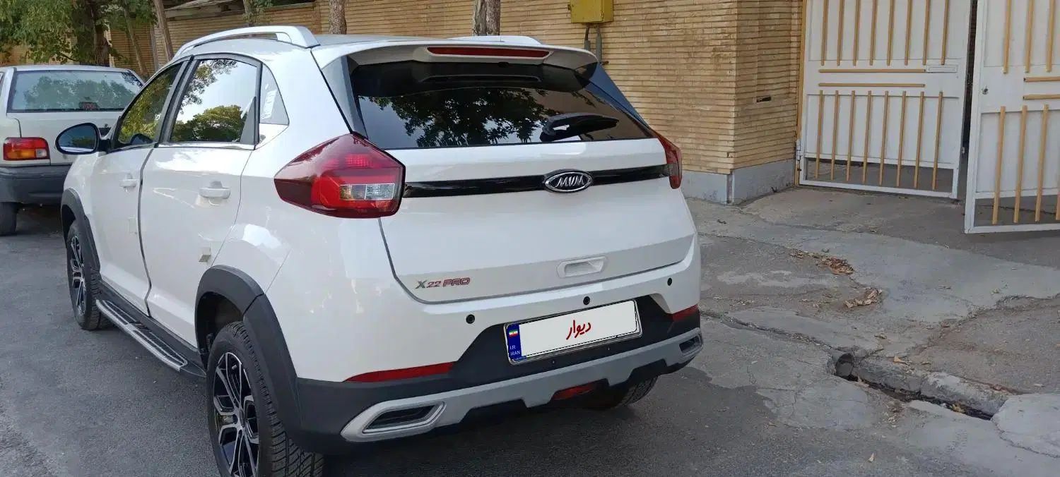 ام وی ام X22 پرو دنده‌ای - 1402