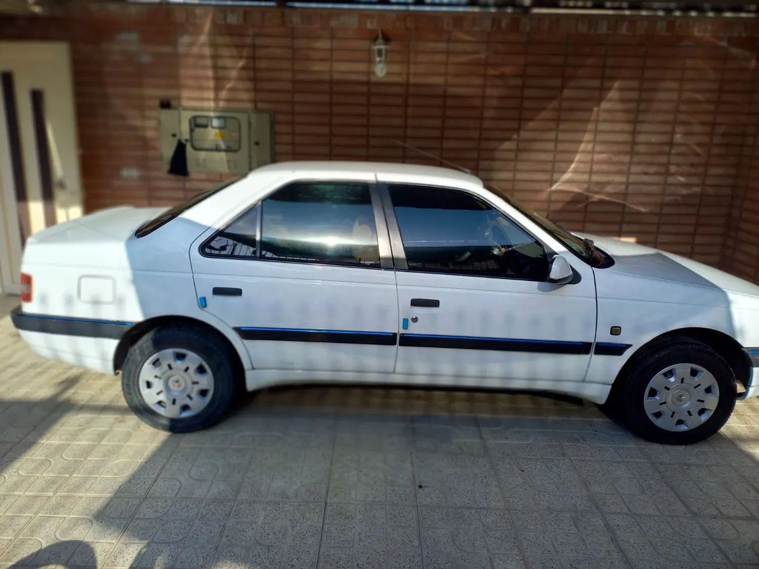پژو 405 SLX بنزینی TU5 - 1390