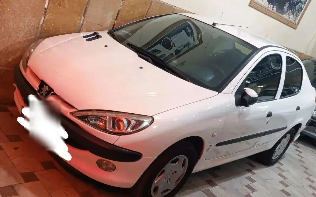 پژو ۲۰۶ صندوق دار v8 - 1399