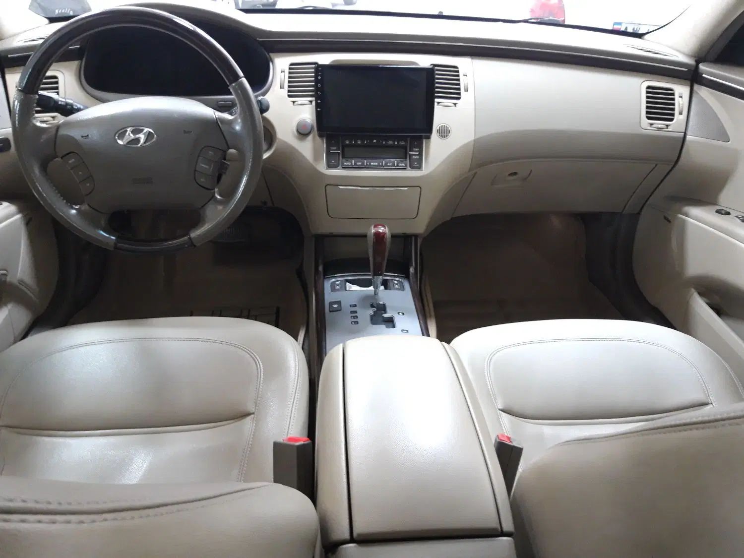هیوندای آزرا (گرنجور) 3300cc - 2010
