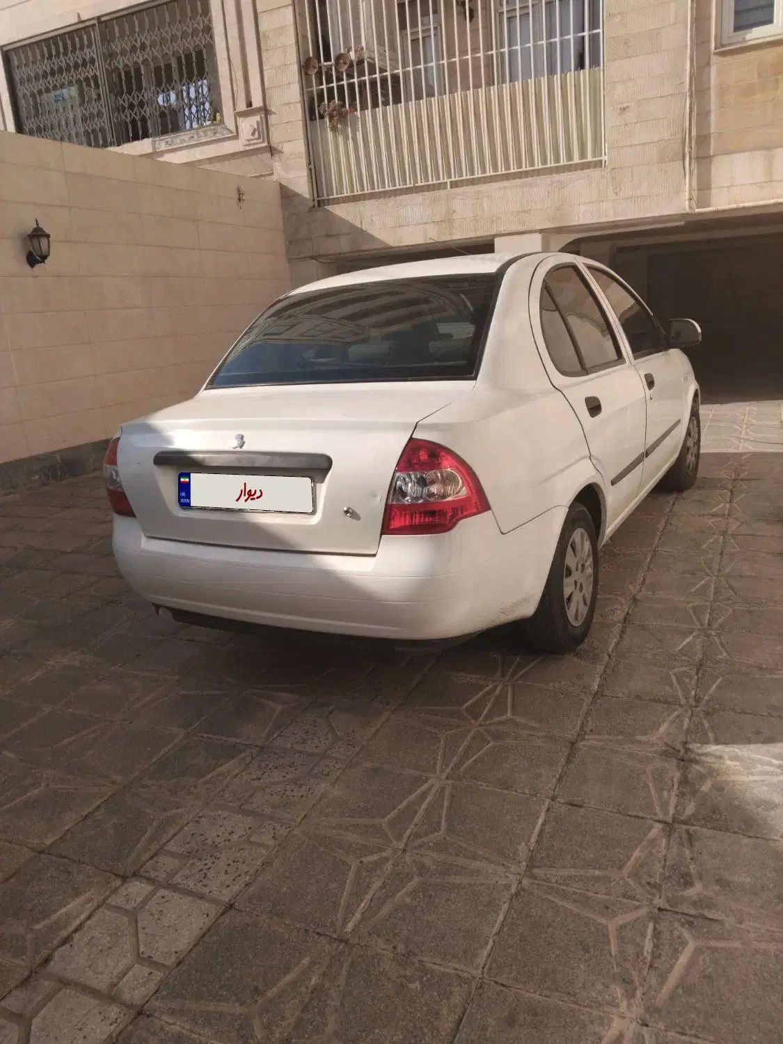 تیبا صندوق دار SX - 1399