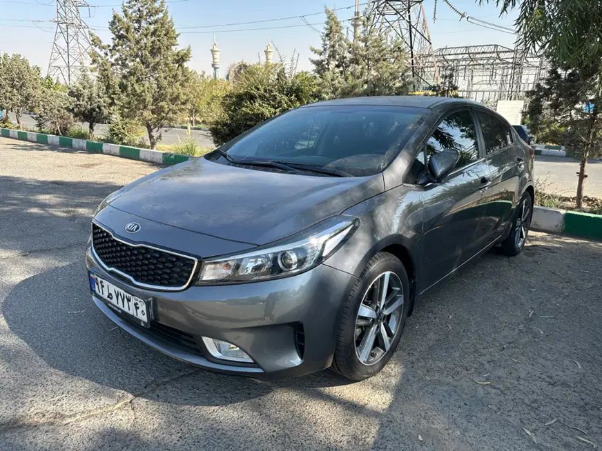 کیا سراتو 2.0 لیتر اتوماتیک GT لاین - 2018