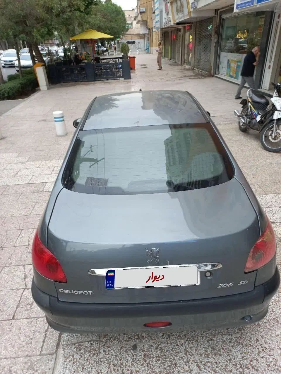پژو ۲۰۶ صندوق دار v8 - 1392