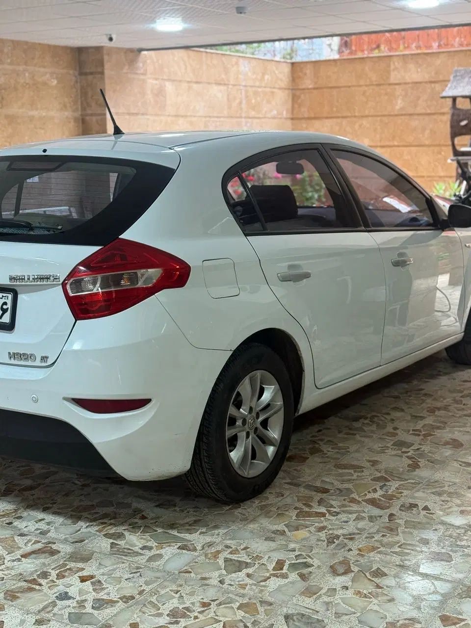 خودرو برلیانس، H320 آگهی ann_20408998