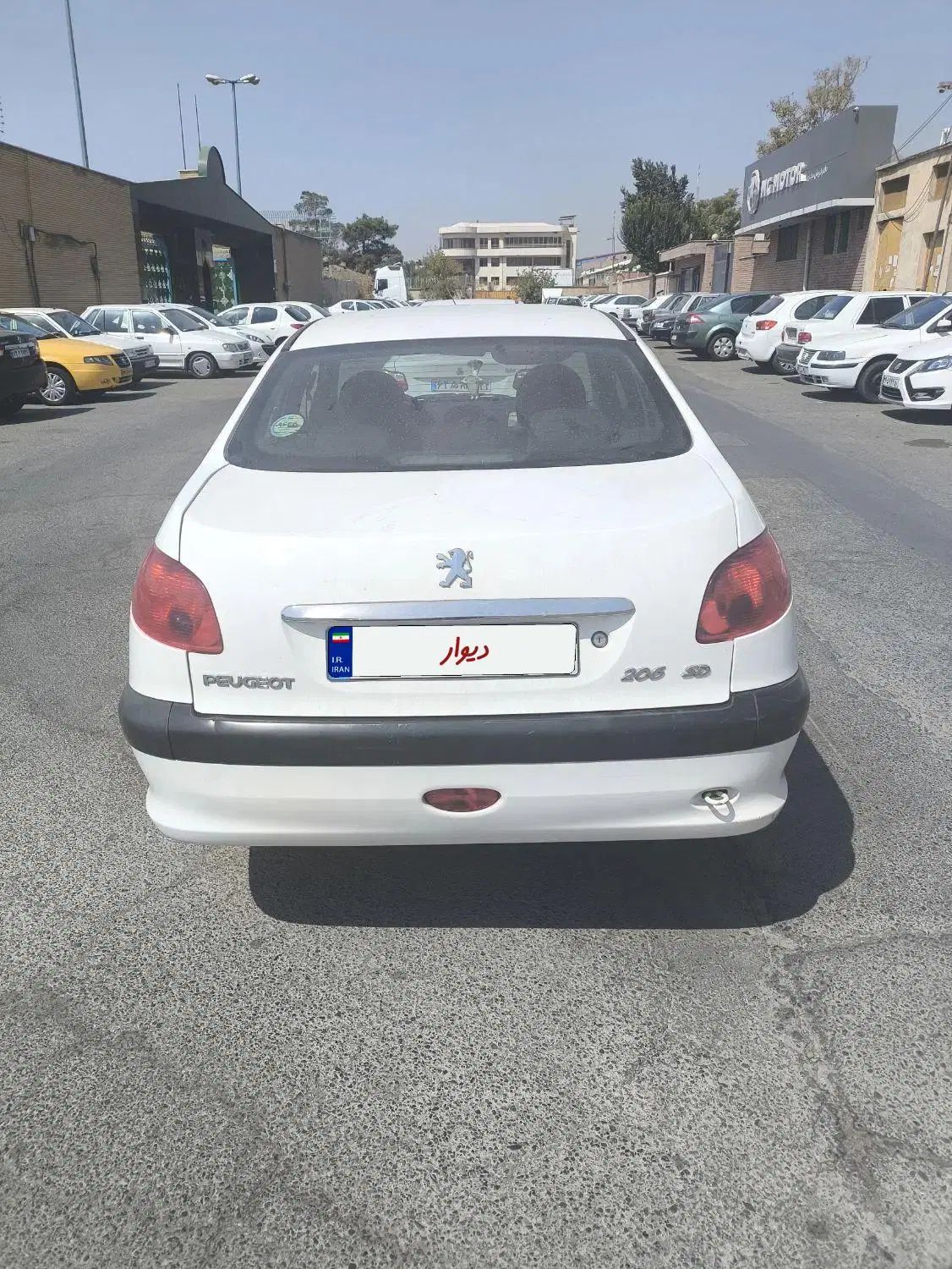 پژو ۲۰۶ صندوق دار v8 - 1399