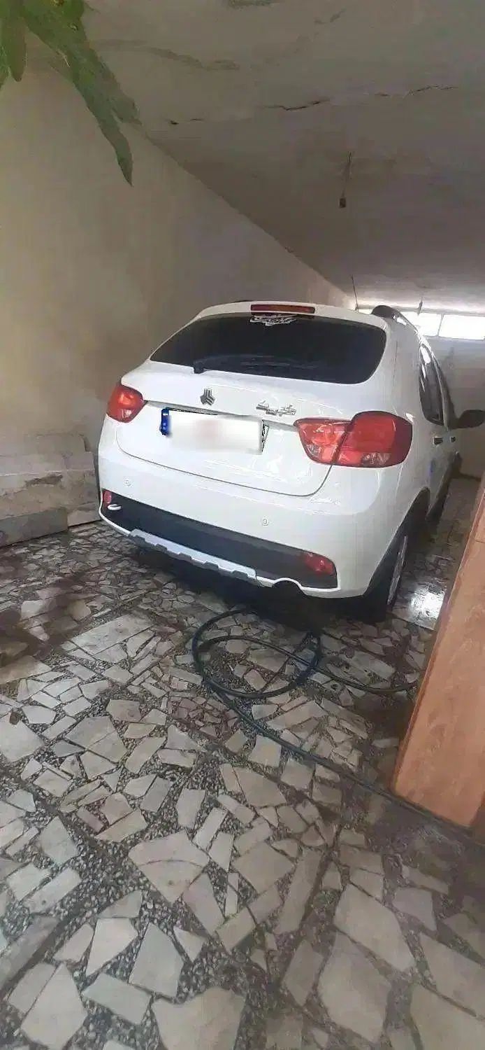 کوییک R دنده‌ای - 1402