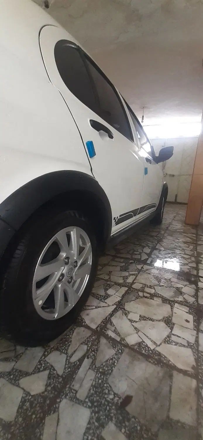 کوییک R دنده‌ای - 1402