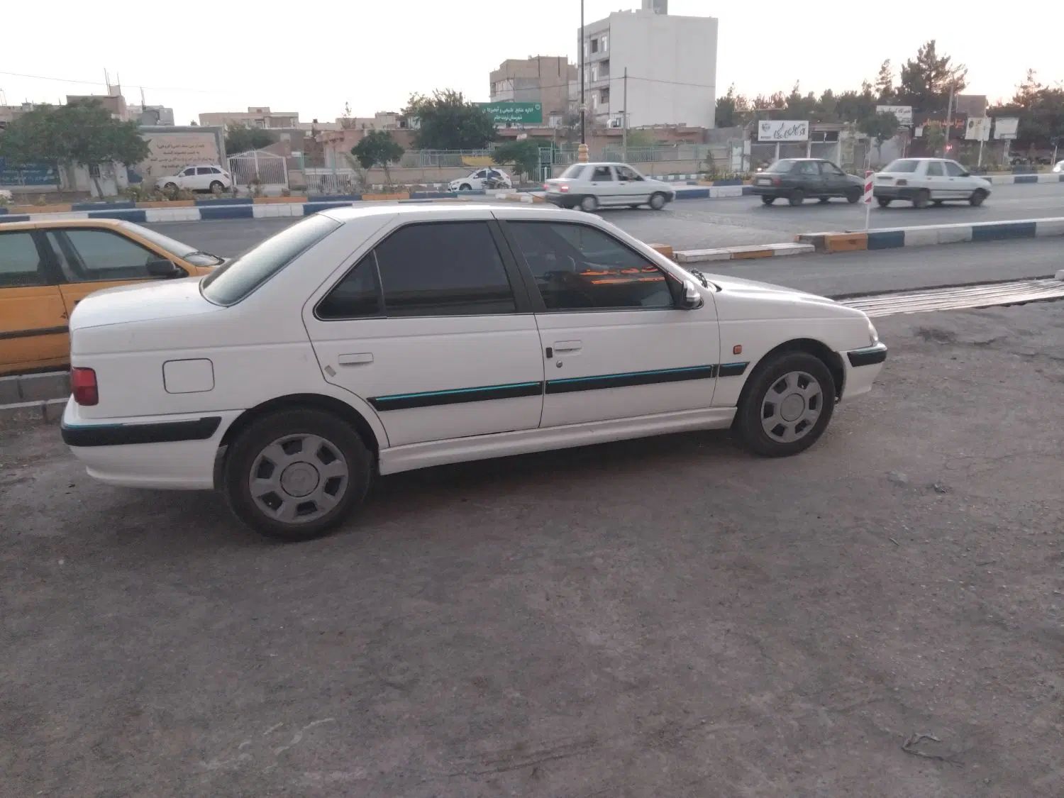 پژو پارس سال - 1394