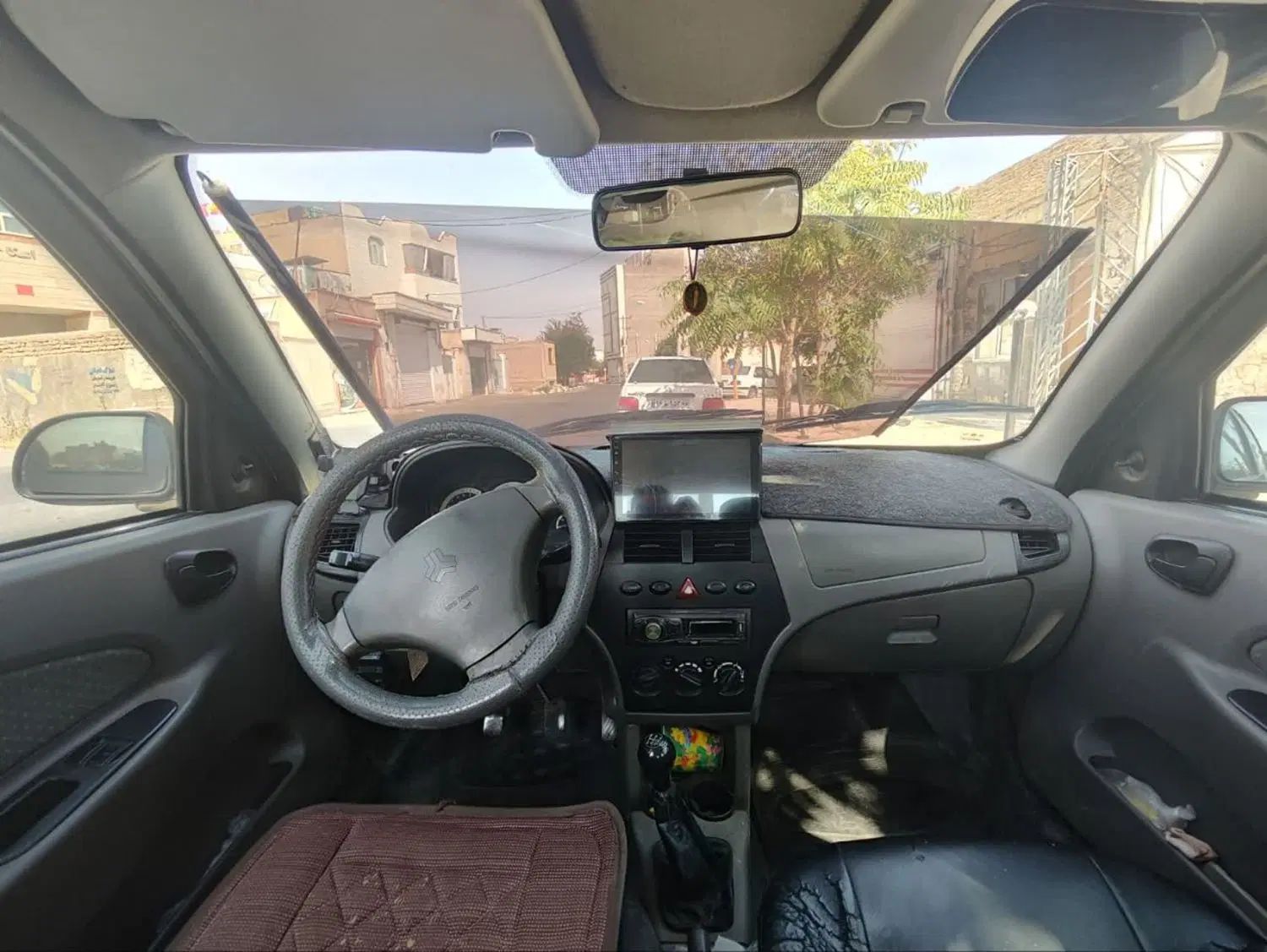 تیبا صندوق دار SX - 1393