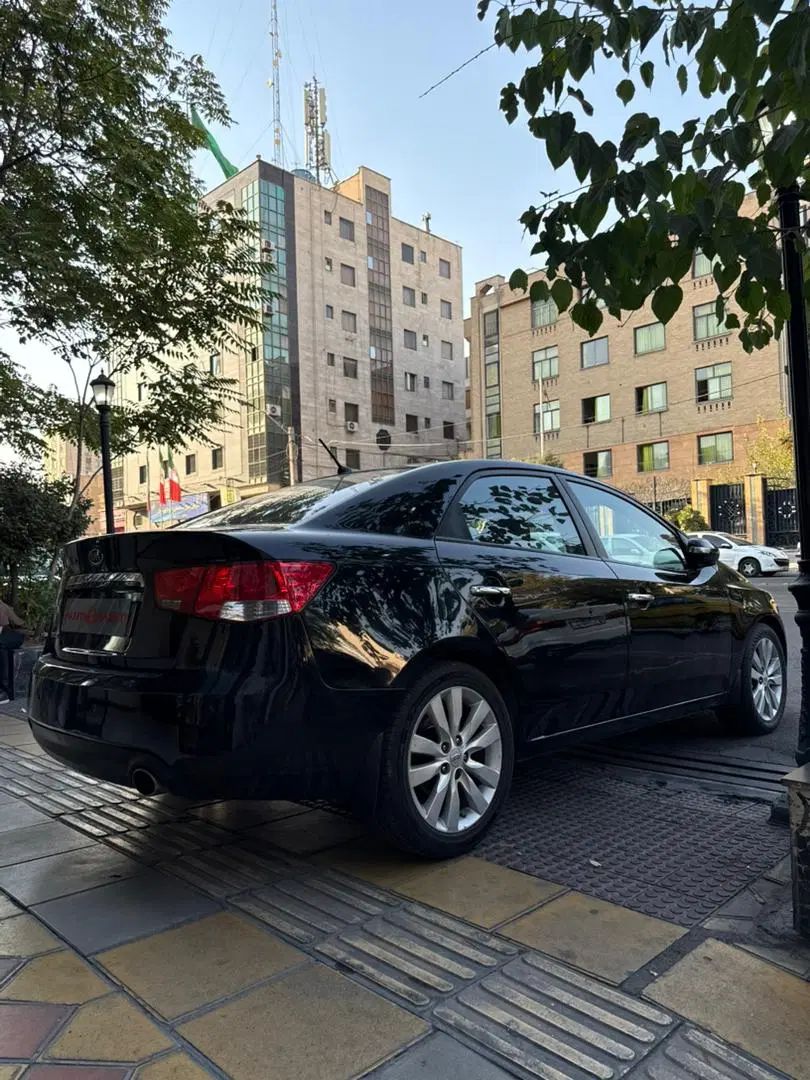 کیا سراتو 2.0 لیتر اتوماتیک GT لاین - 2011