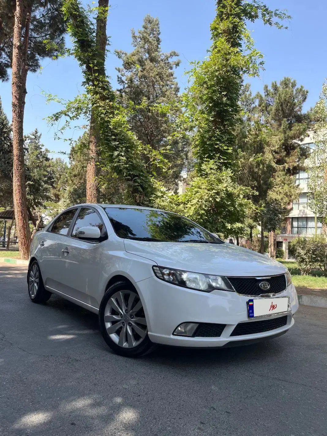 کیا سراتو 2.0 لیتر اتوماتیک GT لاین - 2010