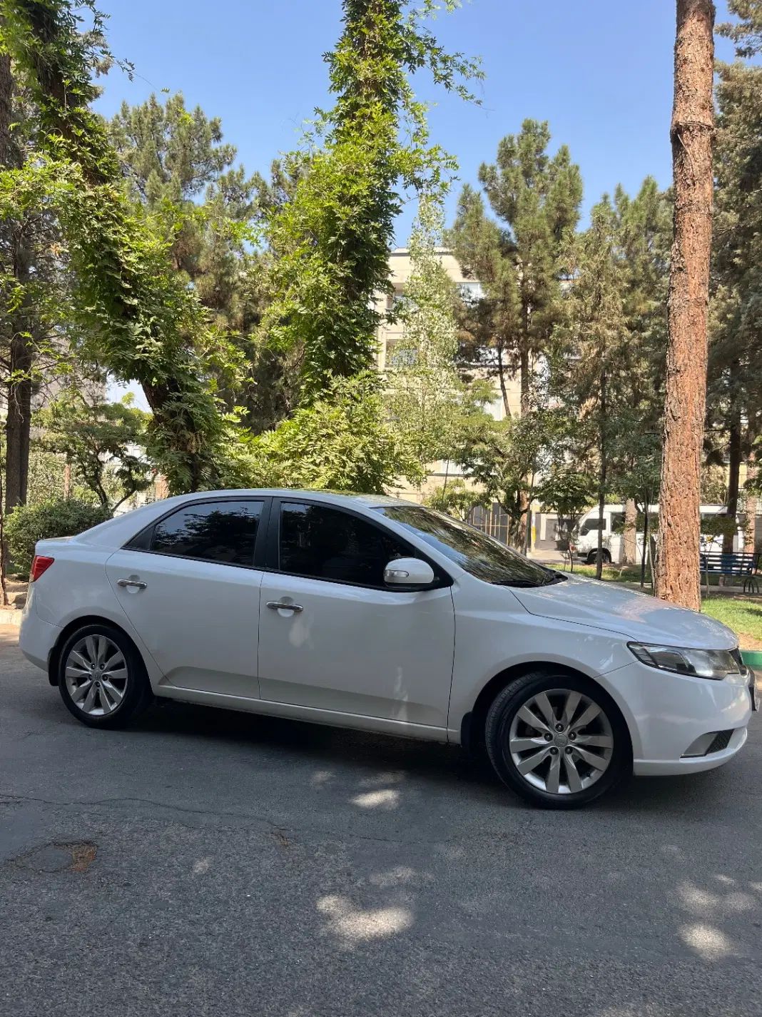 کیا سراتو 2.0 لیتر اتوماتیک GT لاین - 2010