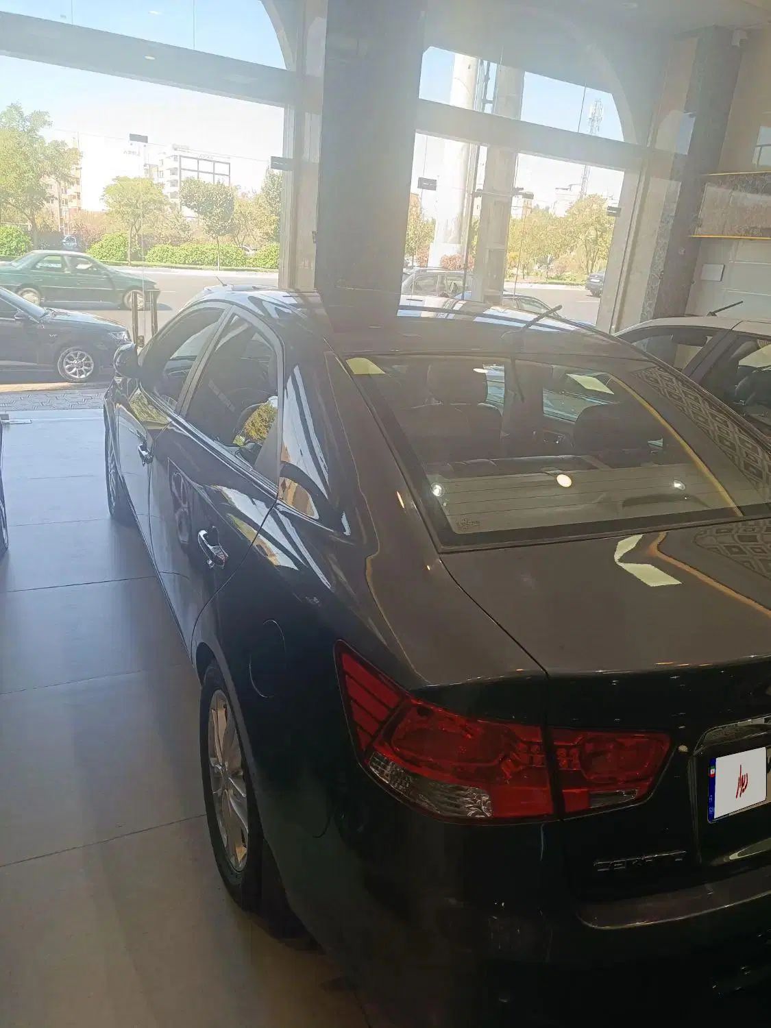 کیا سراتو 2.0 لیتر اتوماتیک GT لاین - 2017