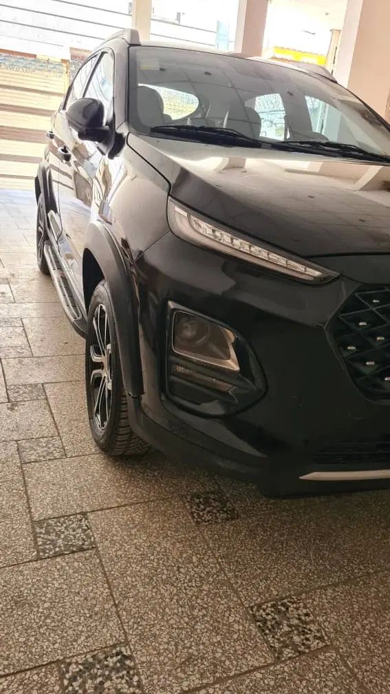 ام وی ام X22 پرو دنده‌ای - 1402