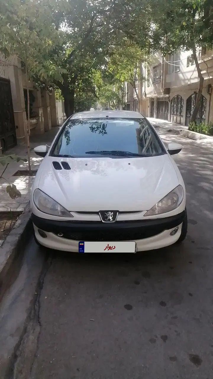 پژو ۲۰۶ صندوق دار v8 - 1395