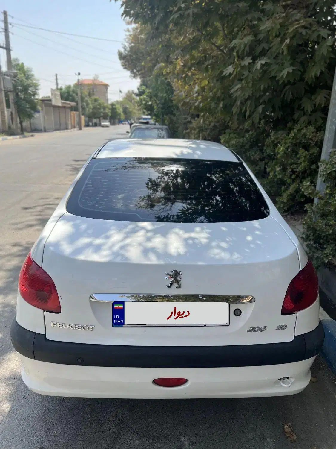 پژو ۲۰۶ صندوق دار v8 - 1395