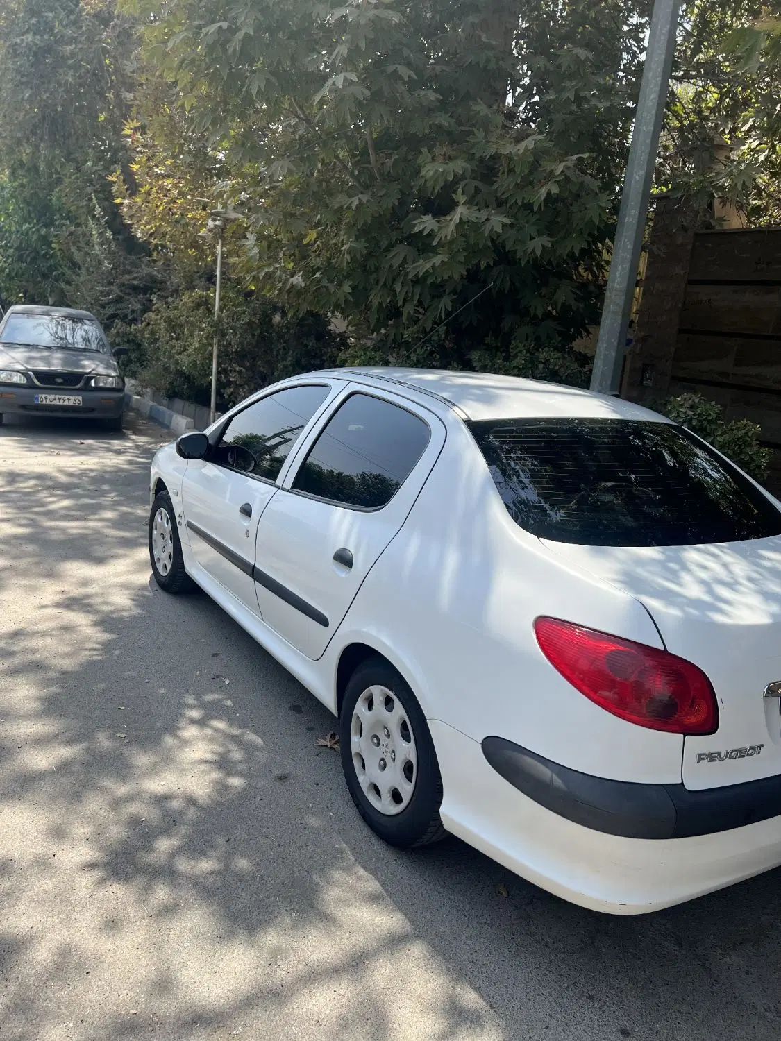 پژو ۲۰۶ صندوق دار v8 - 1395