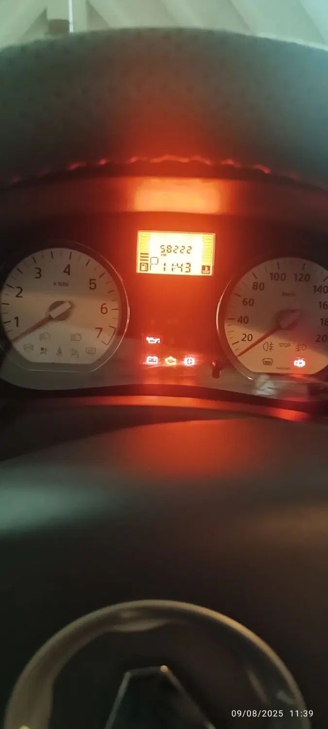 رنو ساندرو اتوماتیک - 1396