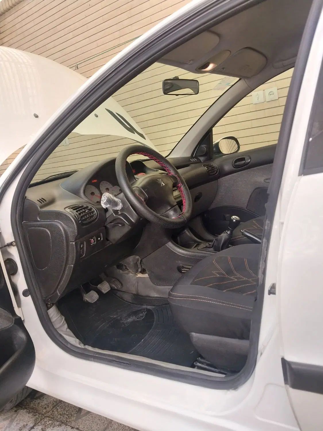 پژو ۲۰۶ صندوق دار v8 - 1389