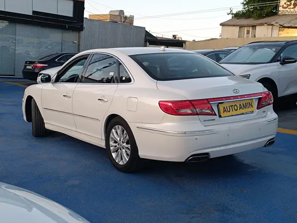 هیوندای آزرا (گرنجور) 3300cc - 2011
