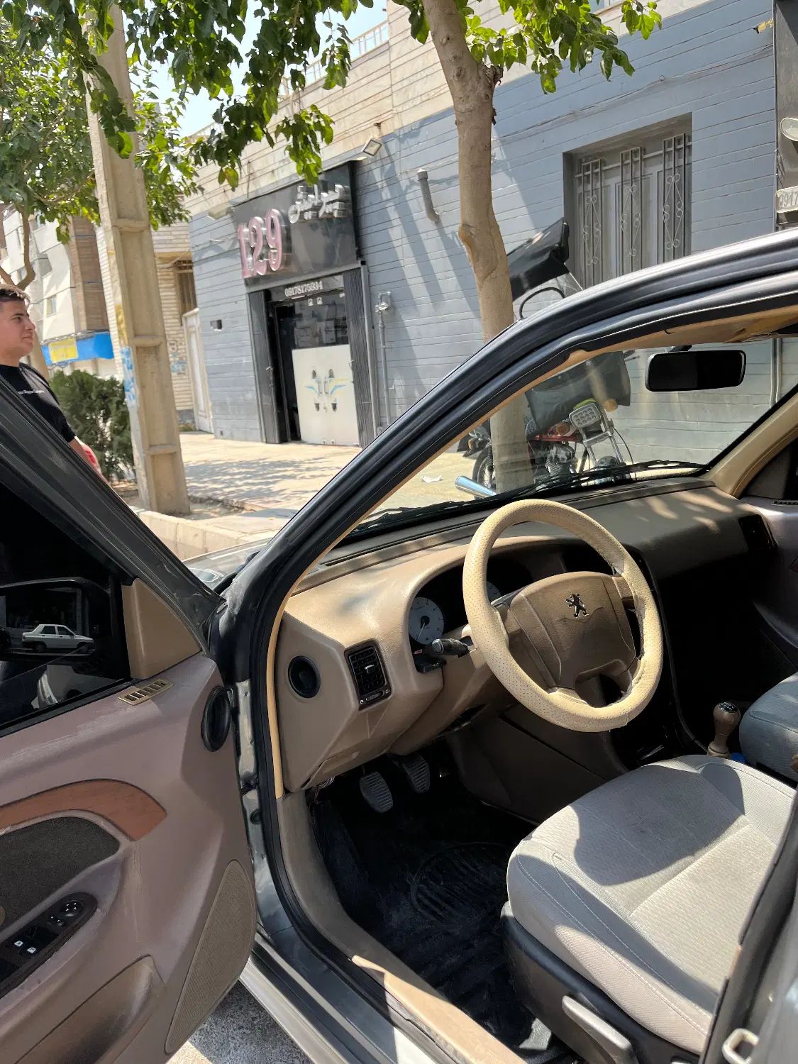 پژو پارس سال - 1391