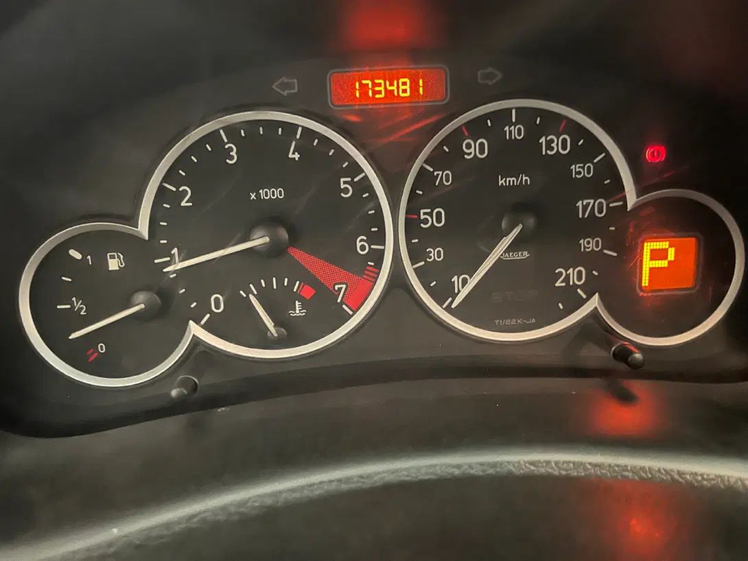 پژو ۲۰۶ صندوق دار v9 - 1390