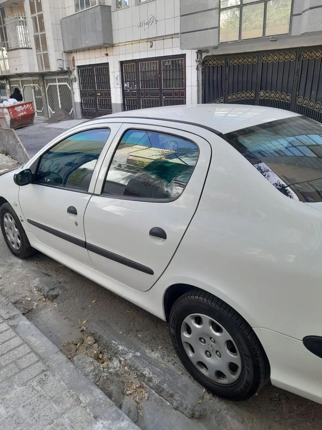 پژو ۲۰۶ صندوق دار v8 - 1396