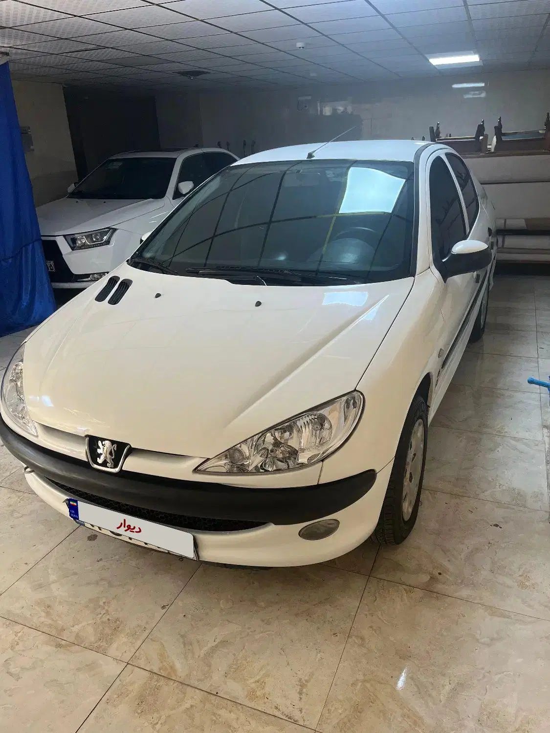 پژو ۲۰۶ صندوق دار v8 - 1394