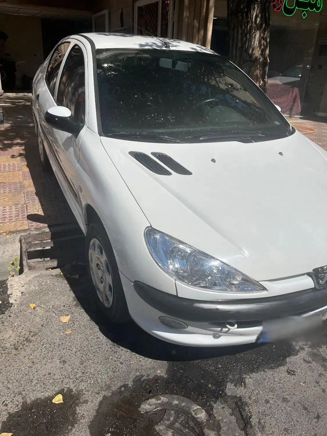 پژو ۲۰۶ صندوق دار v8 - 1394