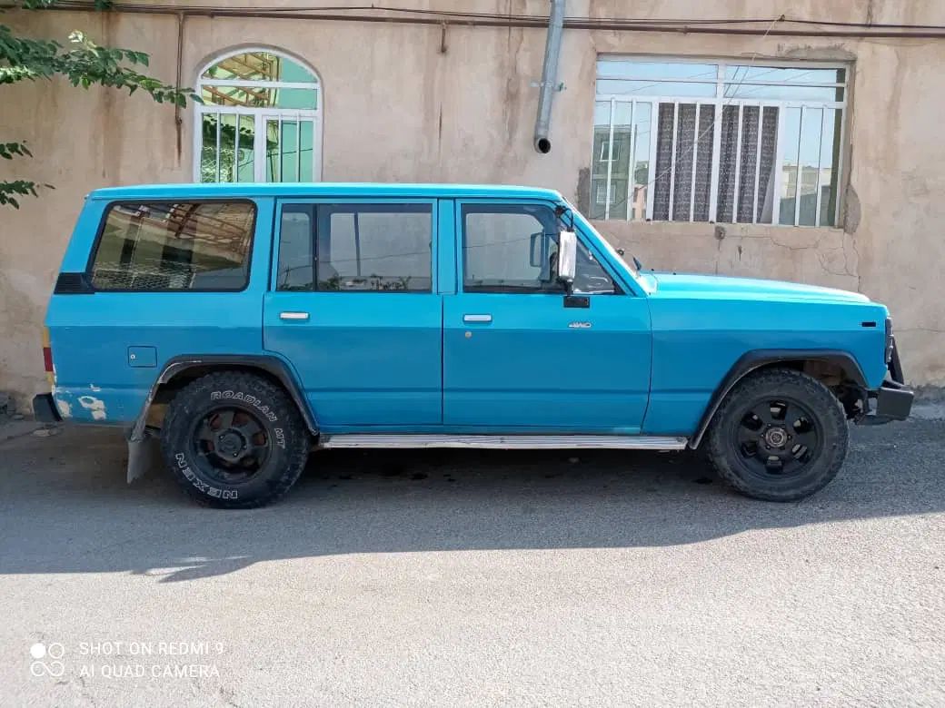 نیسان پاترول چهار درب 6 سیلندر - 1366