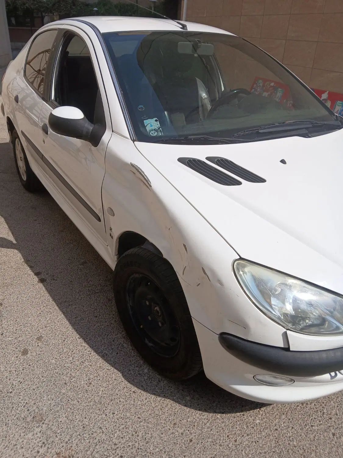 پژو ۲۰۶ صندوق دار v8 - 1390