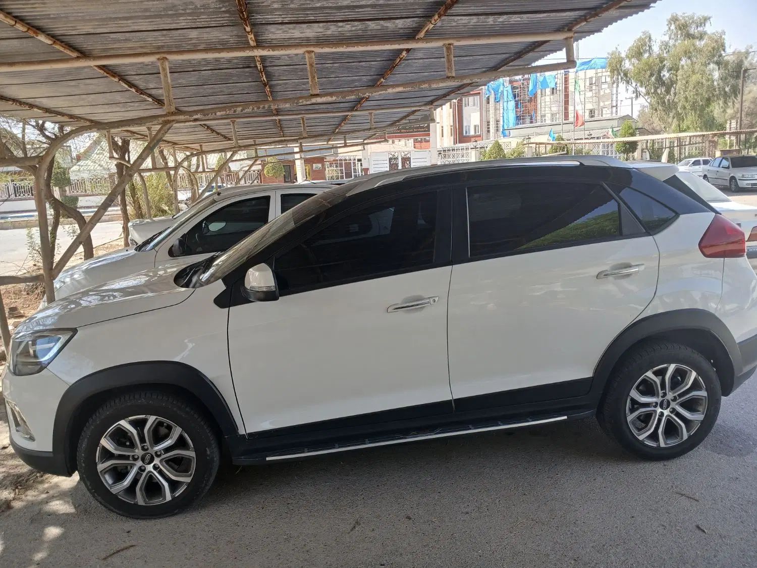 خودرو ام وی ام، X22 آگهی ann_20411536