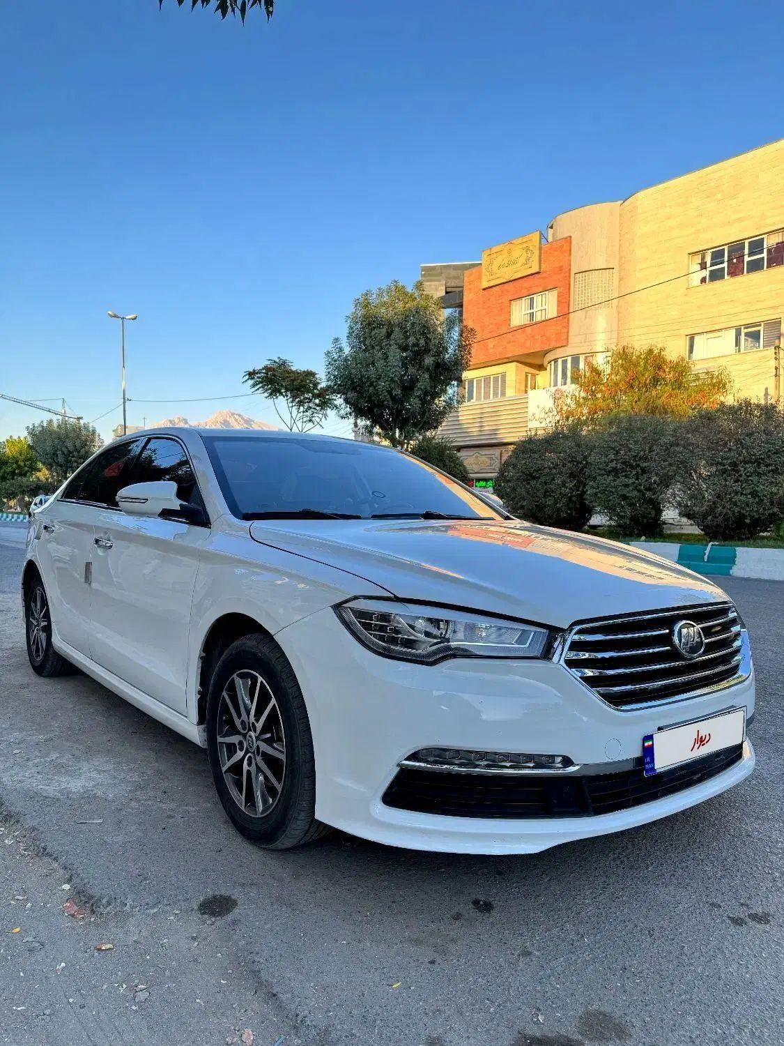 لیفان 820 اتوماتیک - 1396