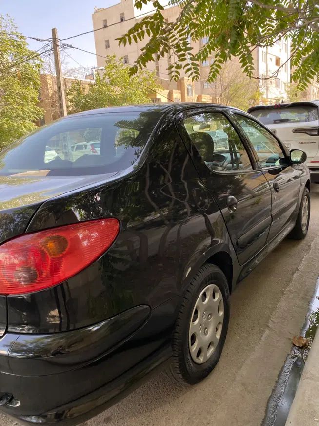 پژو ۲۰۶ صندوق دار v8 - 1395
