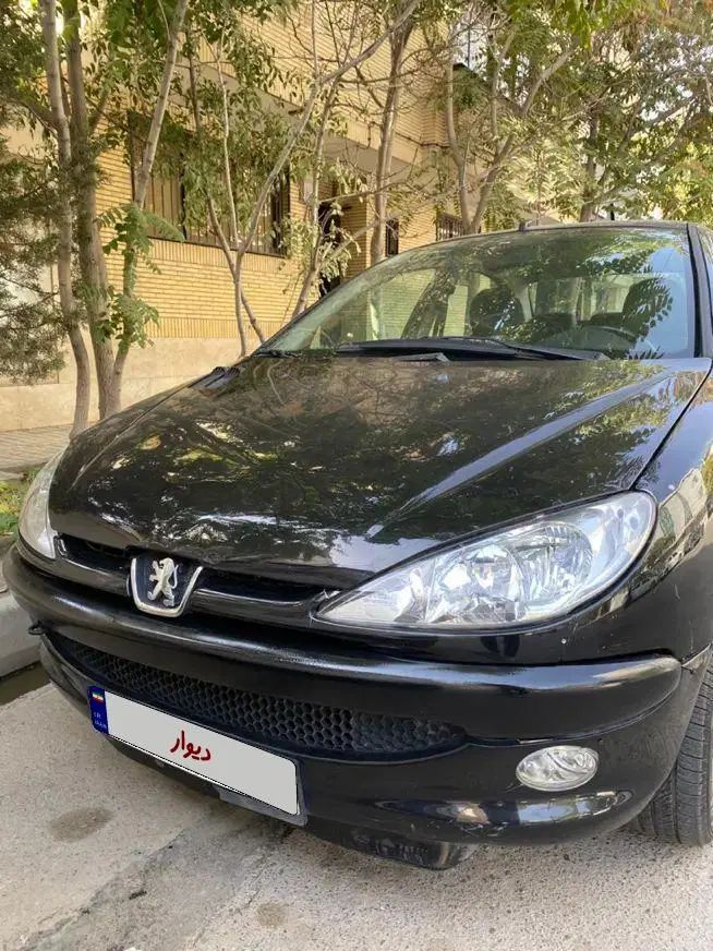 پژو ۲۰۶ صندوق دار v8 - 1395