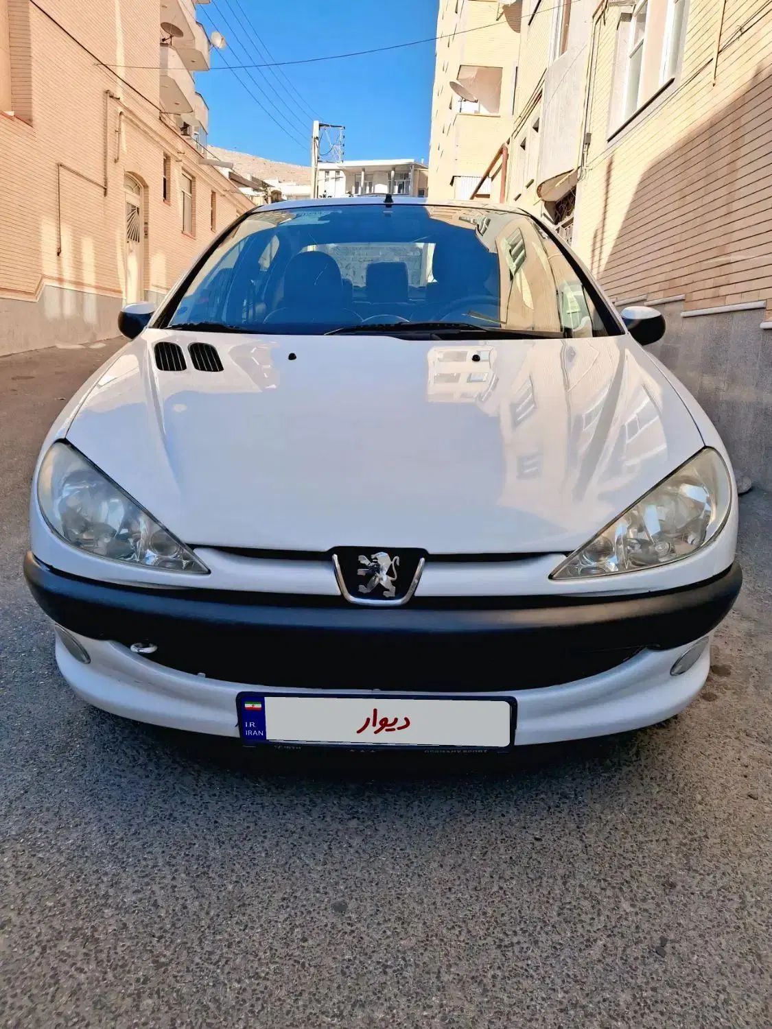پژو ۲۰۶ صندوق دار v8 - 1396