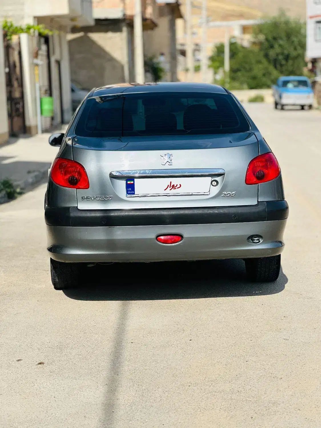 پژو ۲۰۶ صندوق دار v8 - 1397