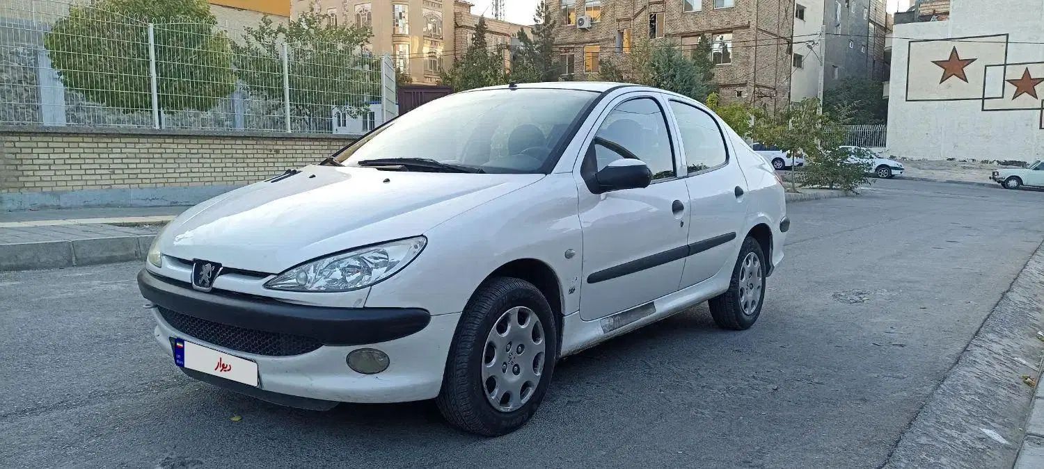 پژو ۲۰۶ صندوق دار v8 - 1398